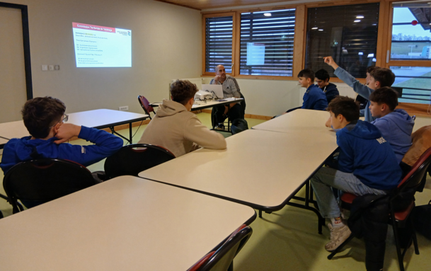 Formation arbitrage hand.png